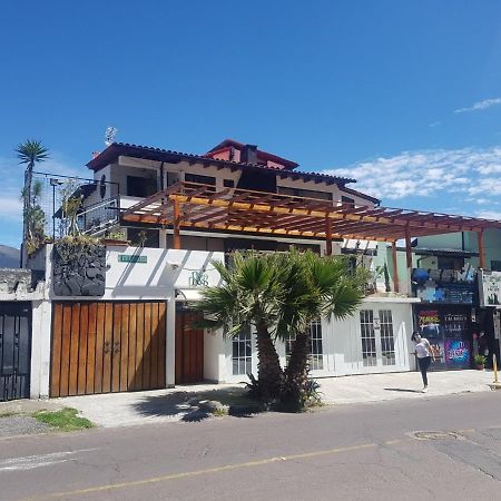 Bed And Breakfast La Uvilla Quito Exterior foto