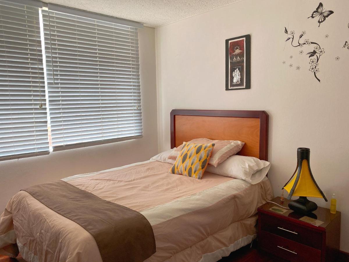 Bed And Breakfast La Uvilla Quito Exterior foto